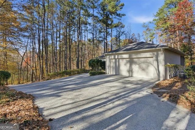 1525 HUNTINGFORD Drive, Marietta, GA 30068