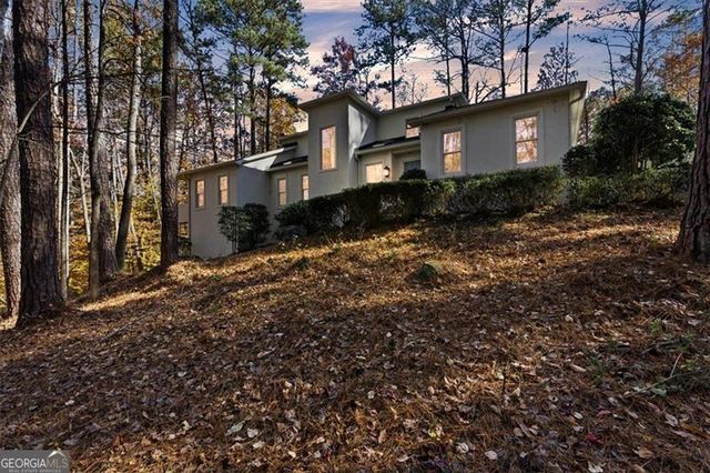 1525 HUNTINGFORD Drive, Marietta, GA 30068