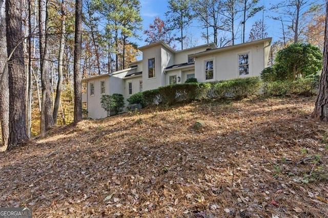 1525 HUNTINGFORD Drive, Marietta, GA 30068