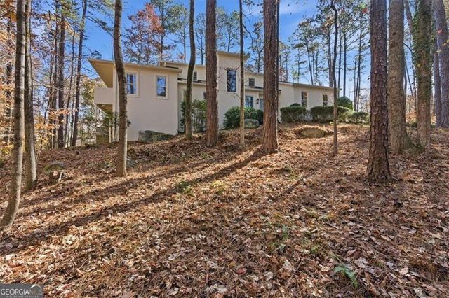 1525 HUNTINGFORD Drive, Marietta, GA 30068