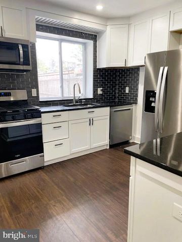 1606 N SMALLWOOD ST, Baltimore, MD 21216