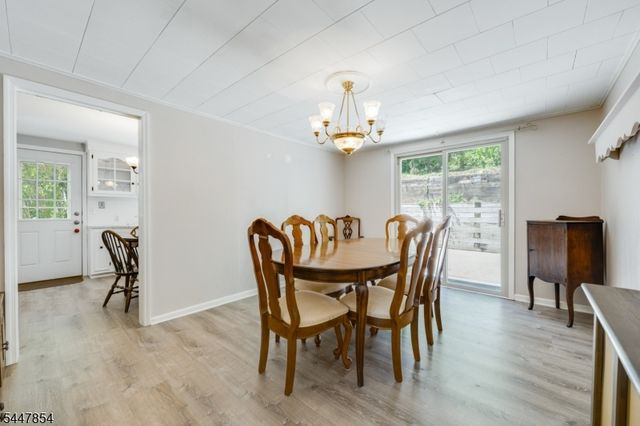 410 River Rd, Chatham Twp., NJ 07928