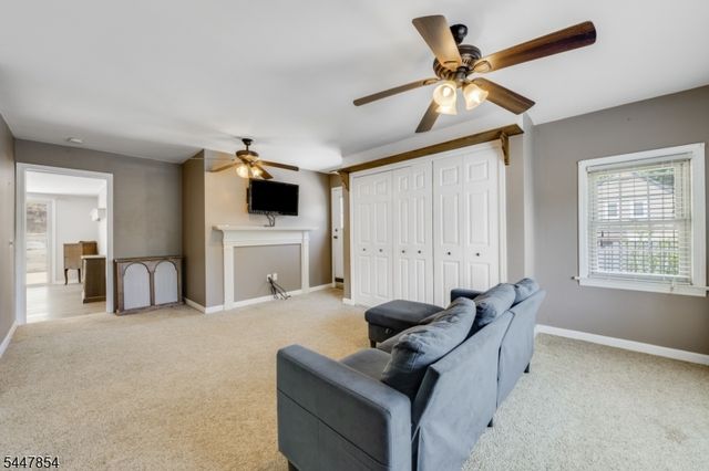 410 River Rd, Chatham Twp., NJ 07928