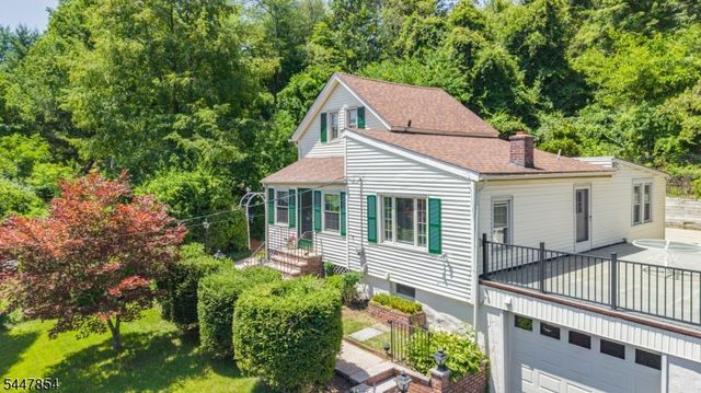 410 River Rd, Chatham Twp., NJ 07928