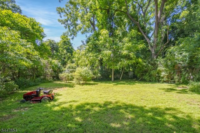 410 River Rd, Chatham Twp., NJ 07928