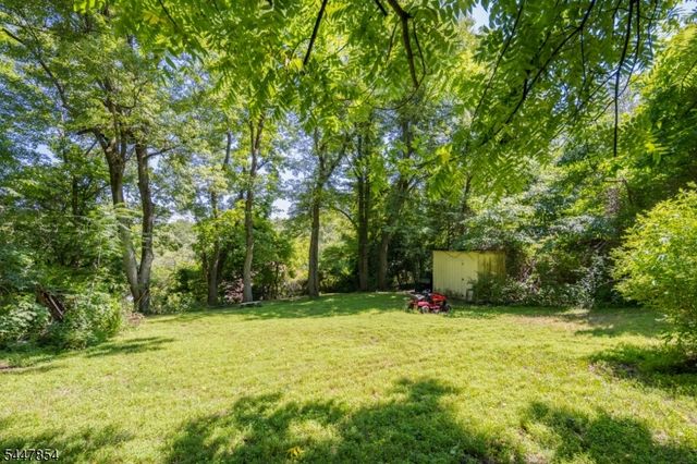 410 River Rd, Chatham Twp., NJ 07928