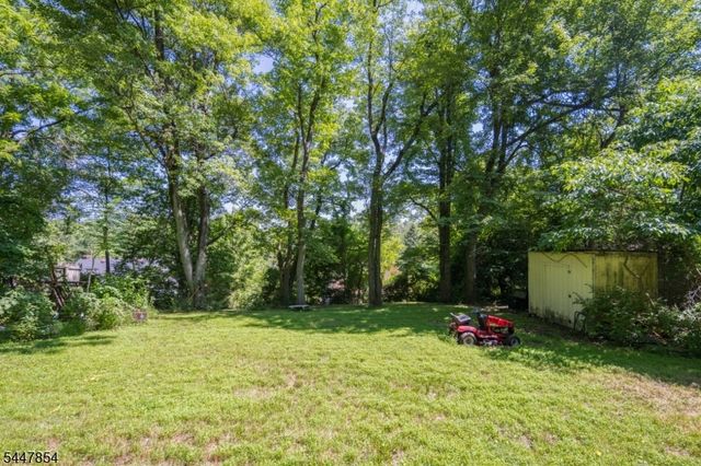 410 River Rd, Chatham Twp., NJ 07928