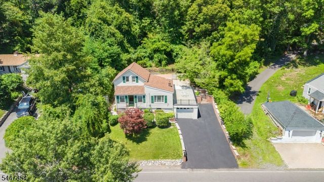 410 River Rd, Chatham Twp., NJ 07928