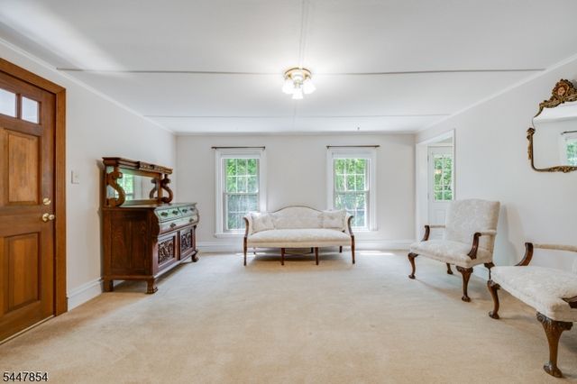 410 River Rd, Chatham Twp., NJ 07928