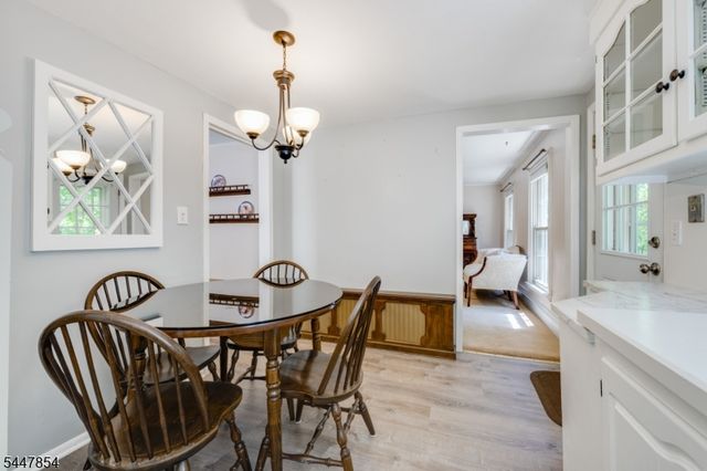 410 River Rd, Chatham Twp., NJ 07928