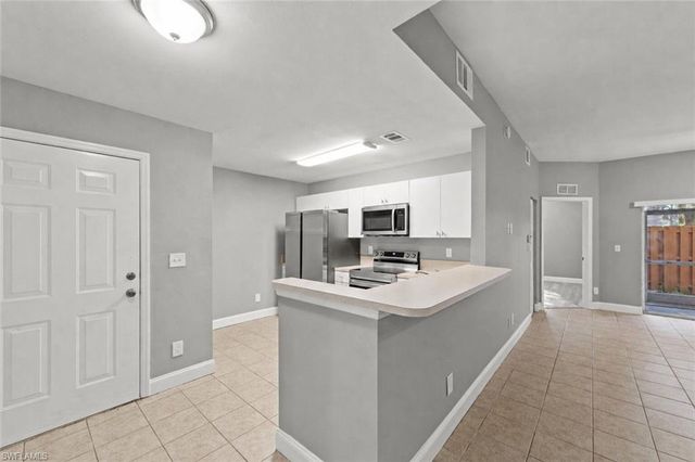 4109 Bellasol CIR 1114, Fort Myers, FL 33916