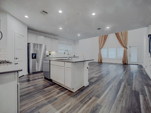 1529 Dawn Harbor Drive, Katy, TX 77493