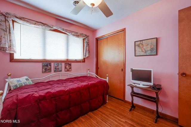 30236 Lemoyne Road, Walbridge, OH 43465