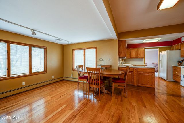 30236 Lemoyne Road, Walbridge, OH 43465