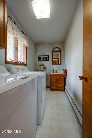 30236 Lemoyne Road, Walbridge, OH 43465