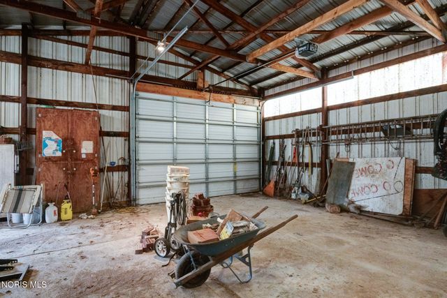 30236 Lemoyne Road, Walbridge, OH 43465