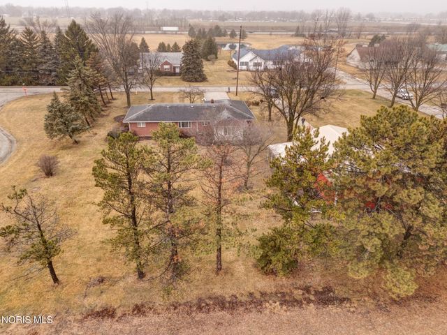 30236 Lemoyne Road, Walbridge, OH 43465
