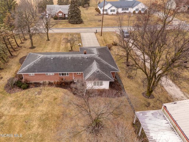 30236 Lemoyne Road, Walbridge, OH 43465
