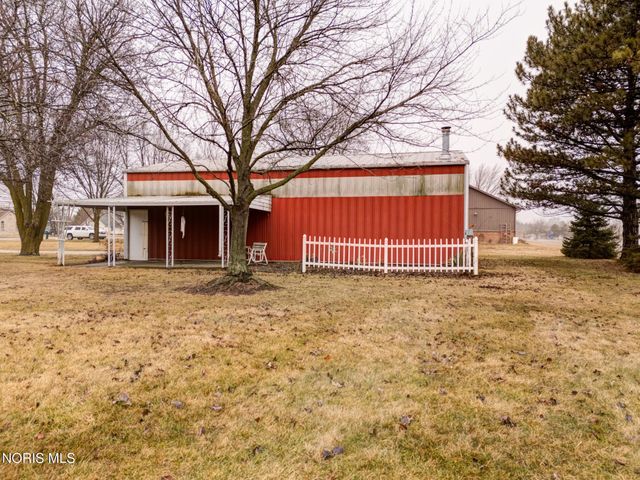 30236 Lemoyne Road, Walbridge, OH 43465