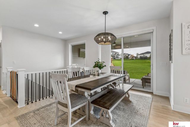 21173 C Street, Elkhorn, NE 68022