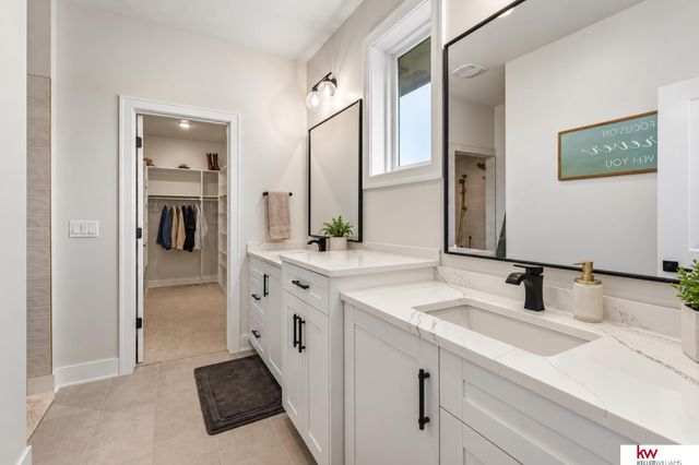 21173 C Street, Elkhorn, NE 68022