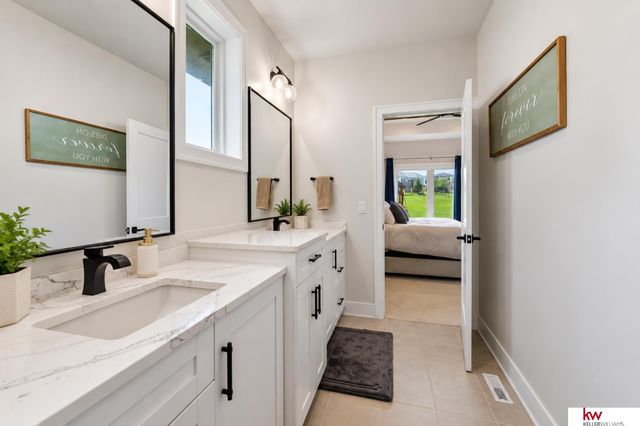 21173 C Street, Elkhorn, NE 68022