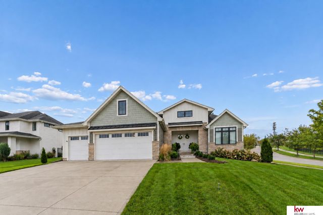 21173 C Street, Elkhorn, NE 68022
