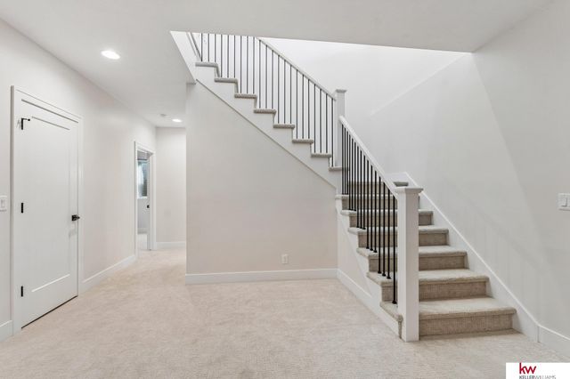21173 C Street, Elkhorn, NE 68022