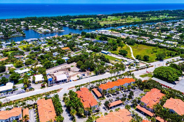 3045 N Federal Highway, Boynton Beach, FL 33435