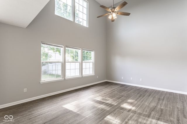 1945 Central Park Boulevard W, Greenwood, IN 46143