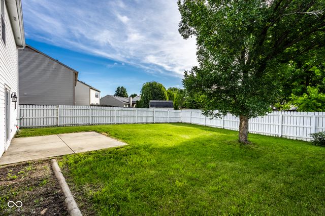 1945 Central Park Boulevard W, Greenwood, IN 46143