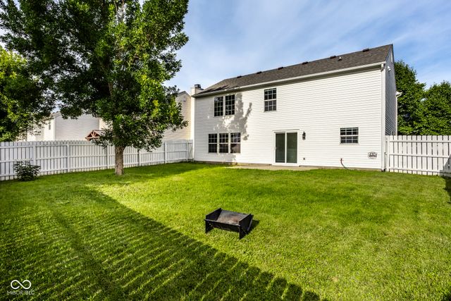 1945 Central Park Boulevard W, Greenwood, IN 46143