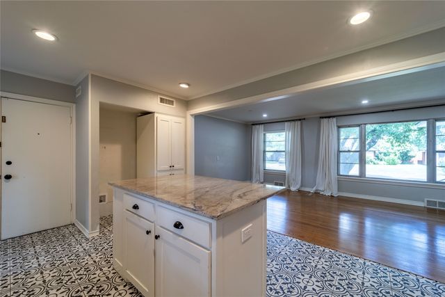 9823 Mercer Drive, Dallas, TX 75228