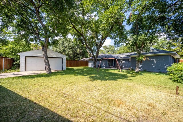 9823 Mercer Drive, Dallas, TX 75228