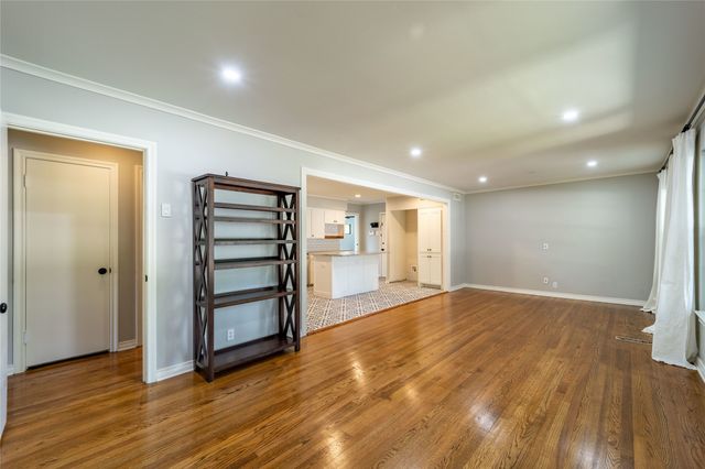 9823 Mercer Drive, Dallas, TX 75228