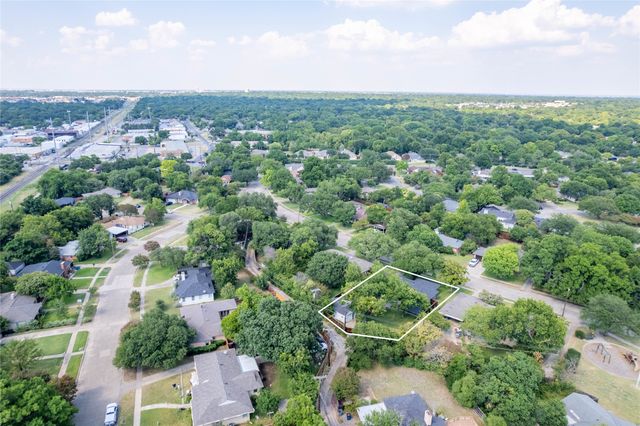 9823 Mercer Drive, Dallas, TX 75228