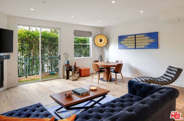 108 S Croft Avenue 103, Los Angeles, CA 90048