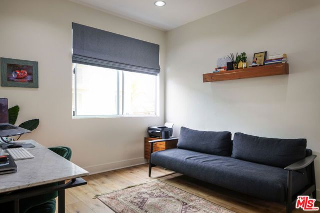 108 S Croft Avenue 103, Los Angeles, CA 90048