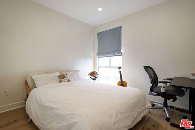 108 S Croft Avenue 103, Los Angeles, CA 90048