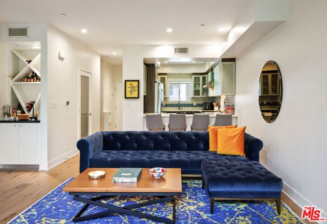 108 S Croft Avenue 103, Los Angeles, CA 90048