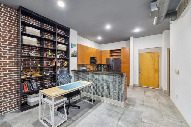 1901 Post Oak Boulevard 4304, Houston, TX 77056