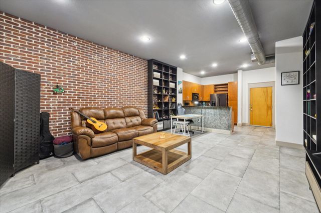 1901 Post Oak Boulevard 4304, Houston, TX 77056