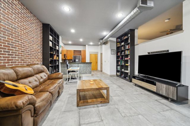 1901 Post Oak Boulevard 4304, Houston, TX 77056