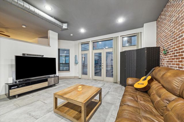 1901 Post Oak Boulevard 4304, Houston, TX 77056