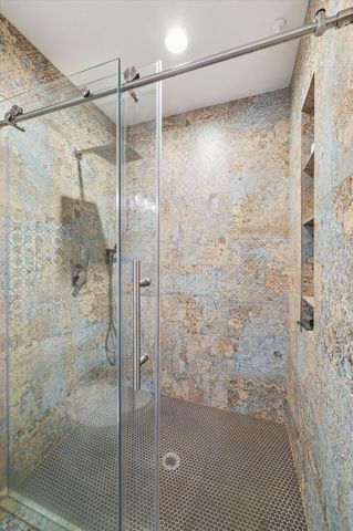 1901 Post Oak Boulevard 4304, Houston, TX 77056