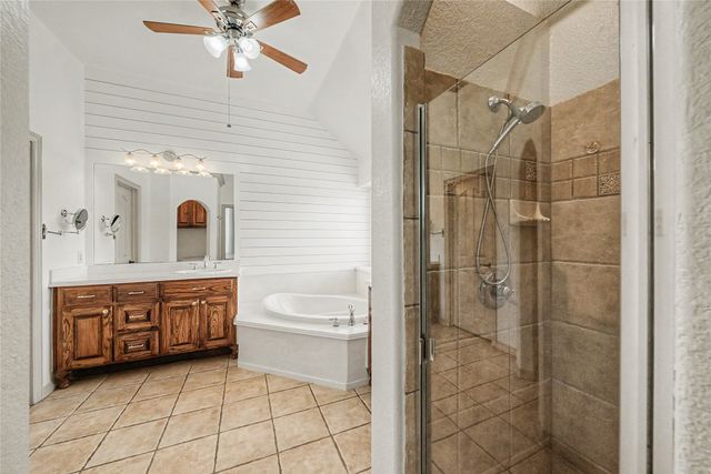 170 Paradise Canyon Circle, Paradise, TX 76073