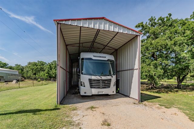 170 Paradise Canyon Circle, Paradise, TX 76073