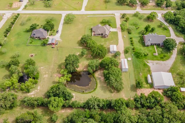 170 Paradise Canyon Circle, Paradise, TX 76073