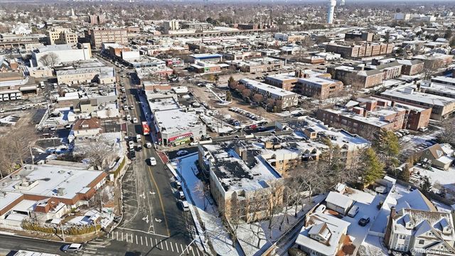 10 Lenox Road 1G, Rockville Centre, NY 11570