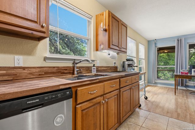 150 PLATTEN CREEK RD, Boerne, TX 78006